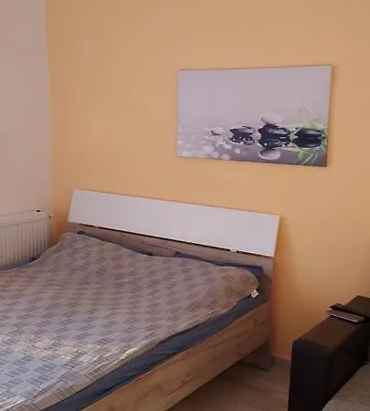 Garsoniera Sergiu * Năvodari